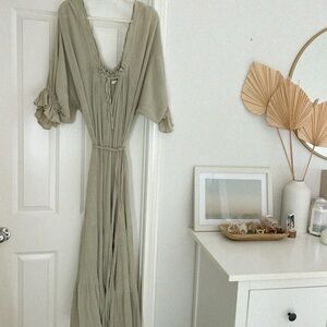 HAZEL & FOLK / Emmaline Gown | Sage Green Maxi Dress Woman